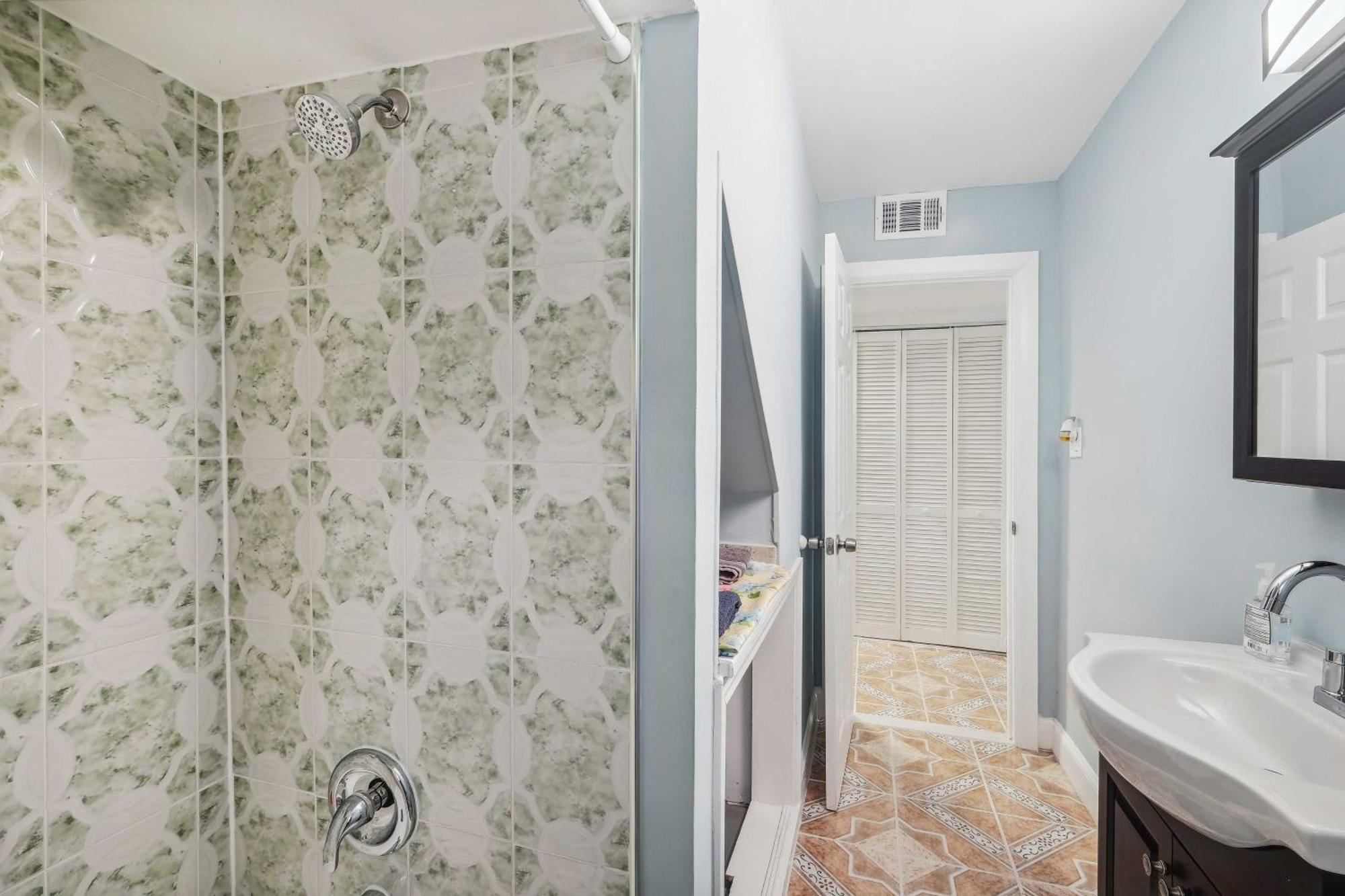 Pet-Friendly Mount Rainier Home With Gas Grill! ภายนอก รูปภาพ